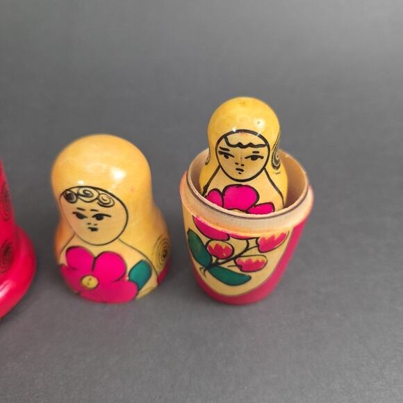 Matryoshka Wood Nesting Dolls Hand Painted Russian 4 Piece Stacking USSR - Picture 8 of 11
